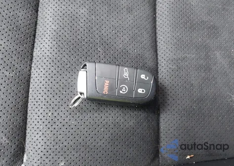 2021 Jeep Grand Cherokee Laredo X 4X4 z USA, uszkodzony, nr VIN 1C4RJFAG6MC678713